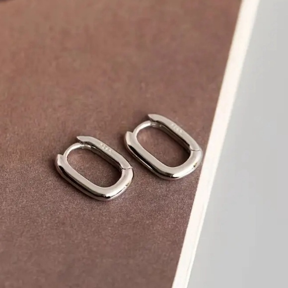 Jewelry - S925 Sterling Silver U Shape Huggie Hoop Earrings